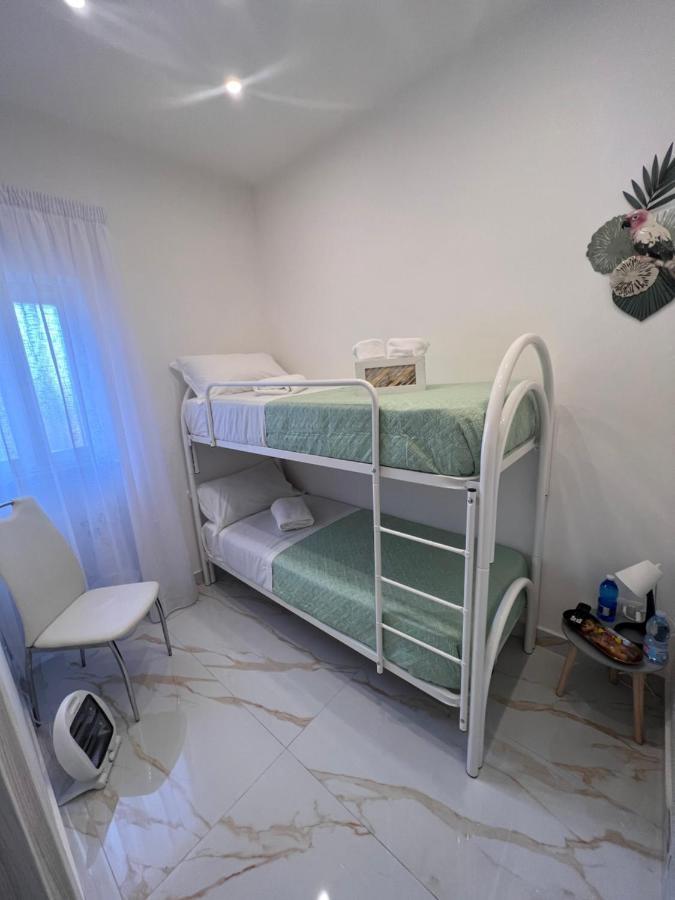 Easy Boarding Hotel Naples Room photo